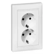 Электрическая розетка Legrand Valena Classic 774427 Белый
